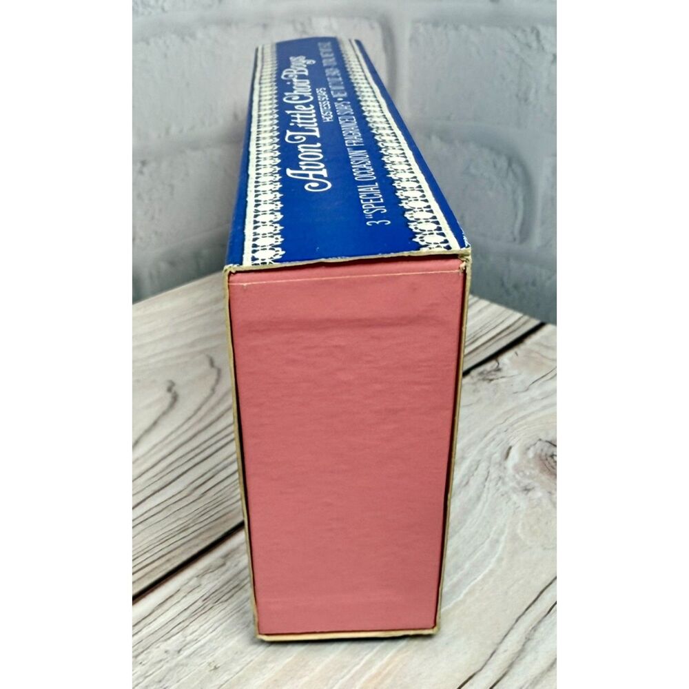AVON Vintage Christmas Small Guest Soaps Pink Little Choir Boys Hostess Soap - Picture 3 of 5